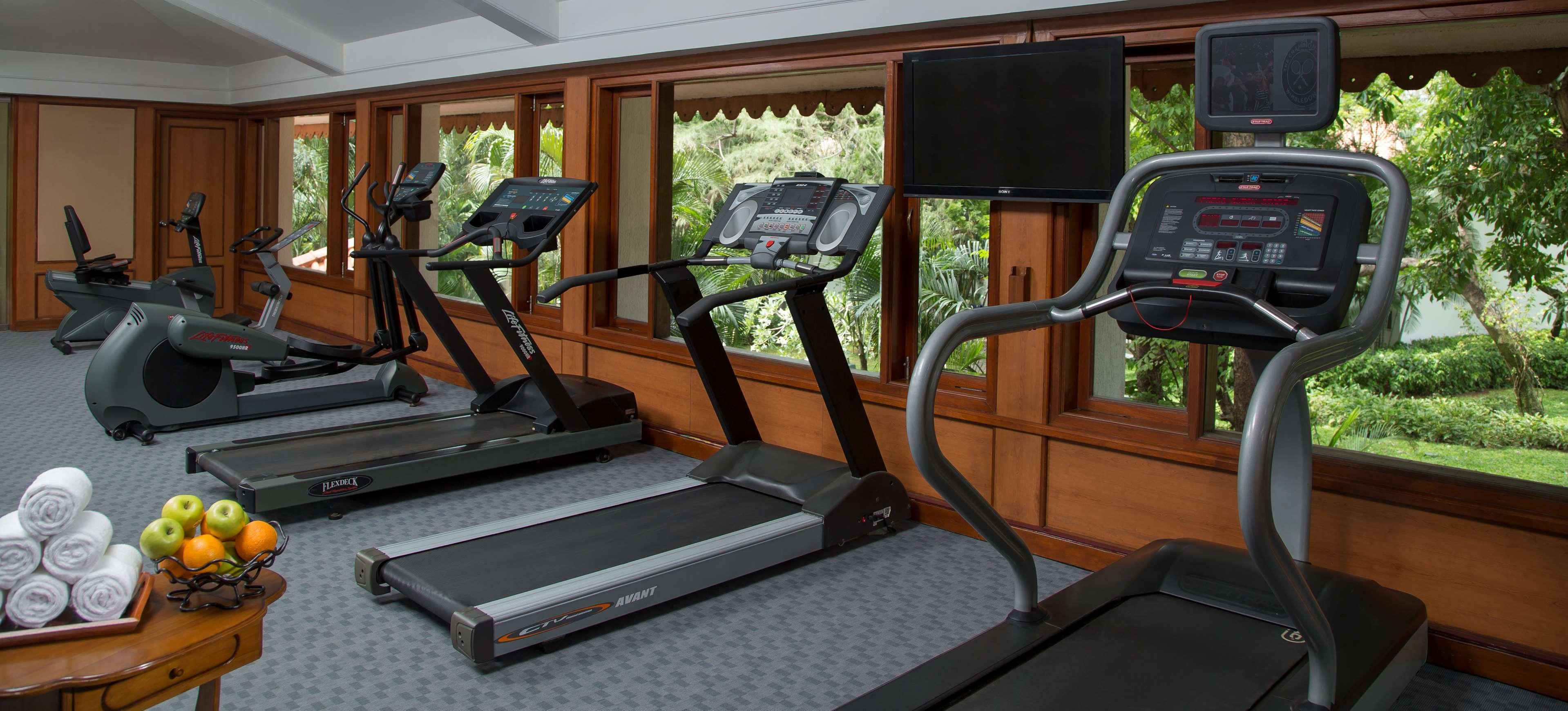 Radisson Blu Resort Temple Bay Mamallapuram Εξωτερικό φωτογραφία Treadmills