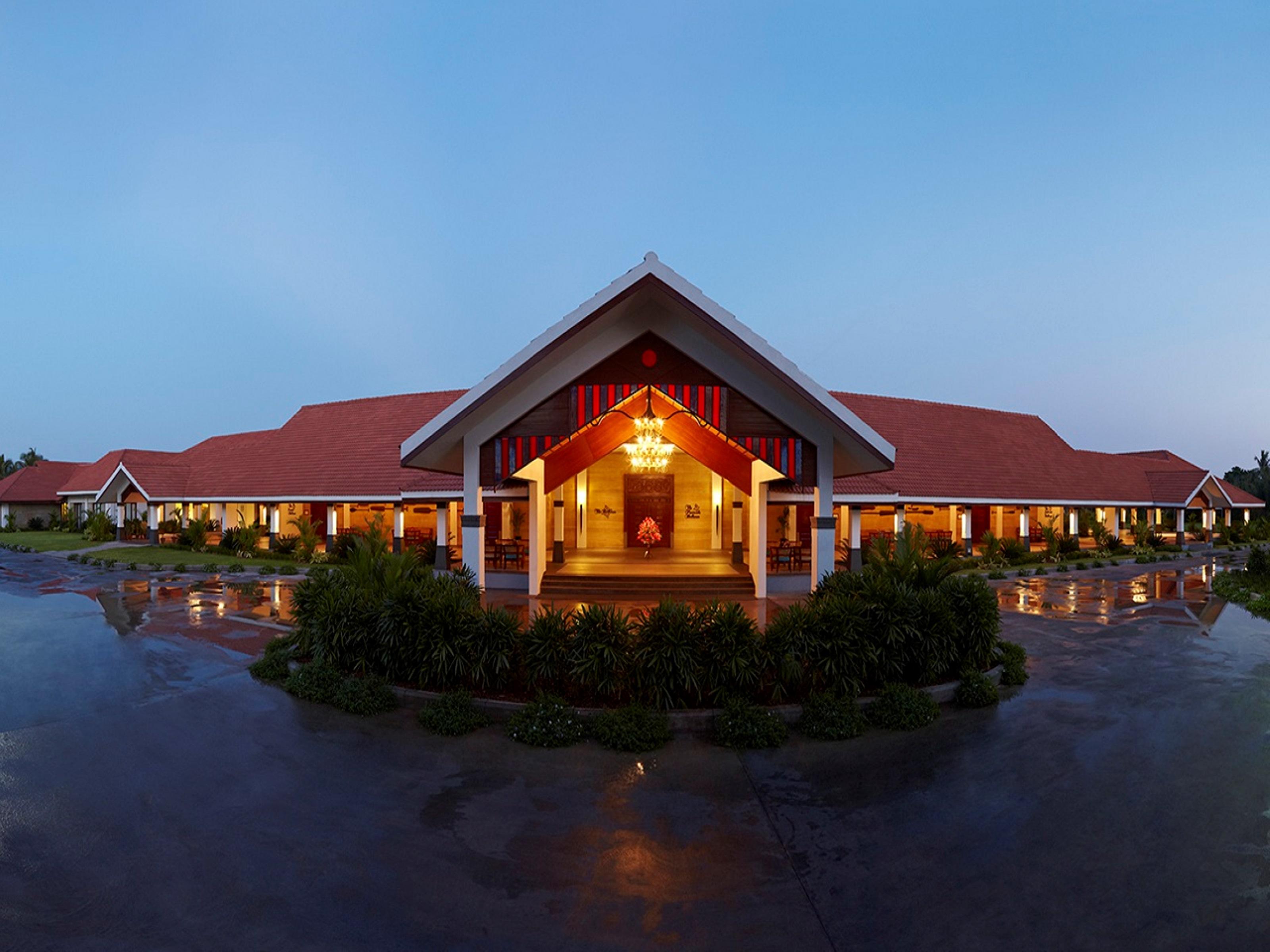 Radisson Blu Resort Temple Bay Mamallapuram Εξωτερικό φωτογραφία The Leela Palace, Udaipur